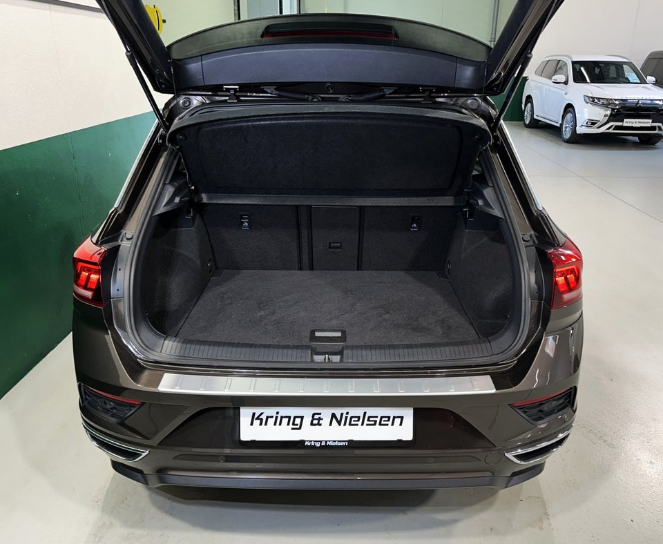 VW T-Roc 1,5 TSi 150 R-line DSG 5d
