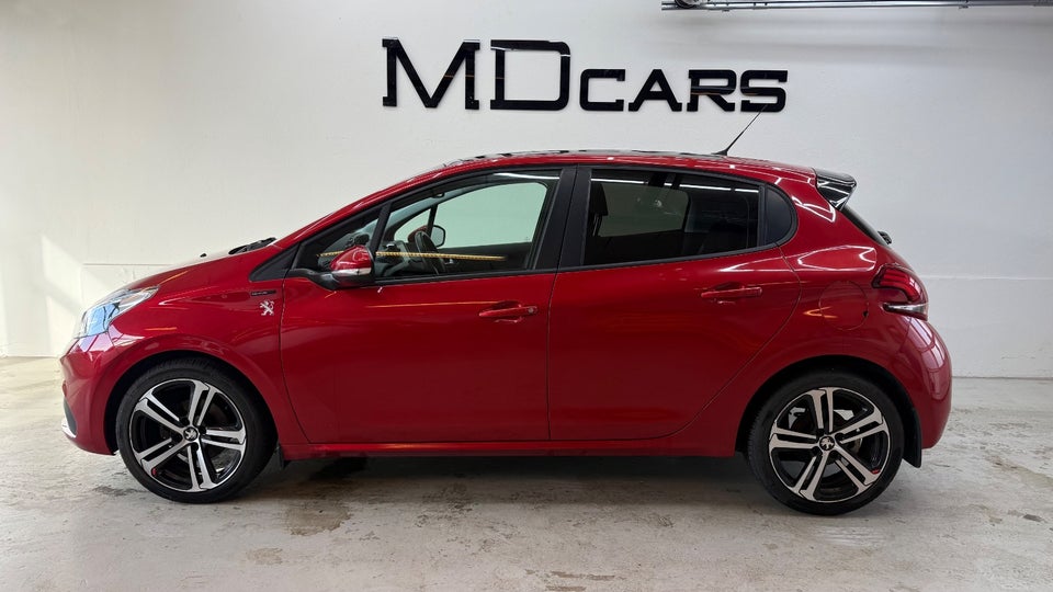 Peugeot 208 1,2 PureTech 110 Signature Sky 5d