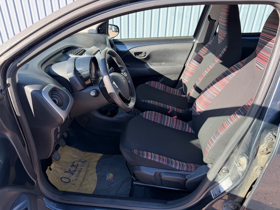 Citroën C1 1,2 PureTech Feel Complet 5d