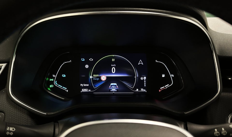 Renault Clio V 1,6 E-Tech Intens 5d