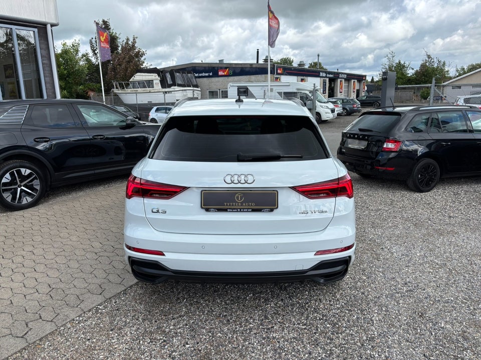 Audi Q3 45 TFSi e S-line plus S-tr. 5d