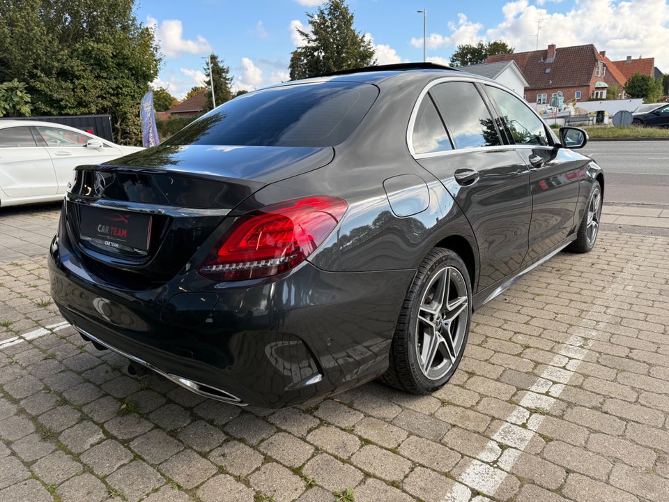 Mercedes C300 de 2,0 AMG Night Edition aut. 4d
