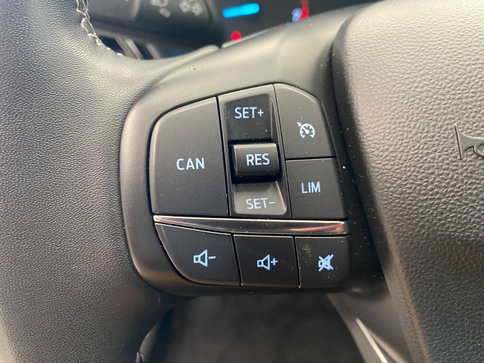 Ford Fiesta 1,0 EcoBoost mHEV Titanium 5d
