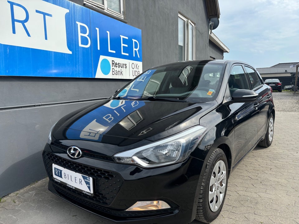 Hyundai i20 1,25 Move 5d