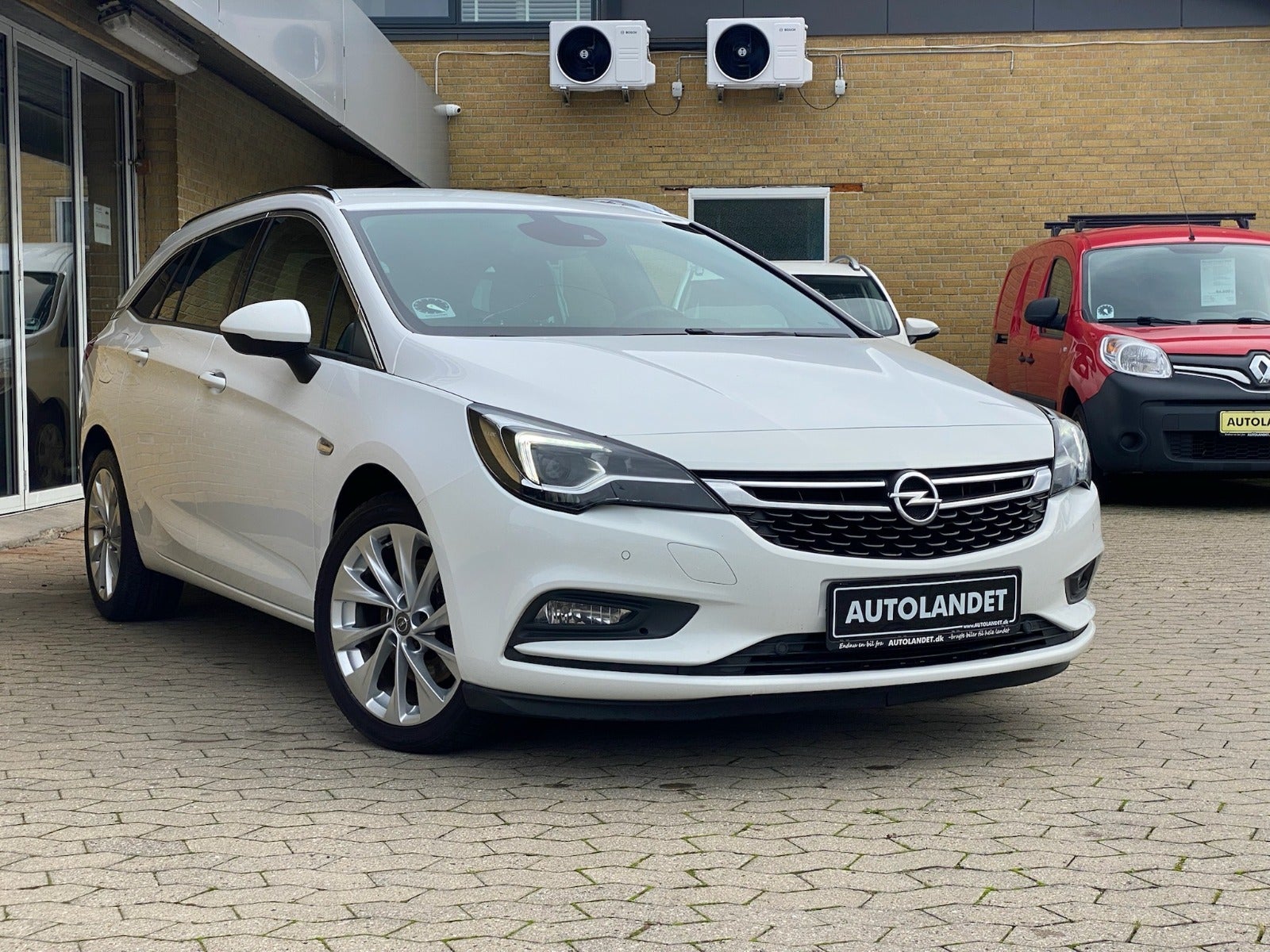 Opel Astra 1,6 CDTi 136 Innovation Sports Tourer aut. 5d