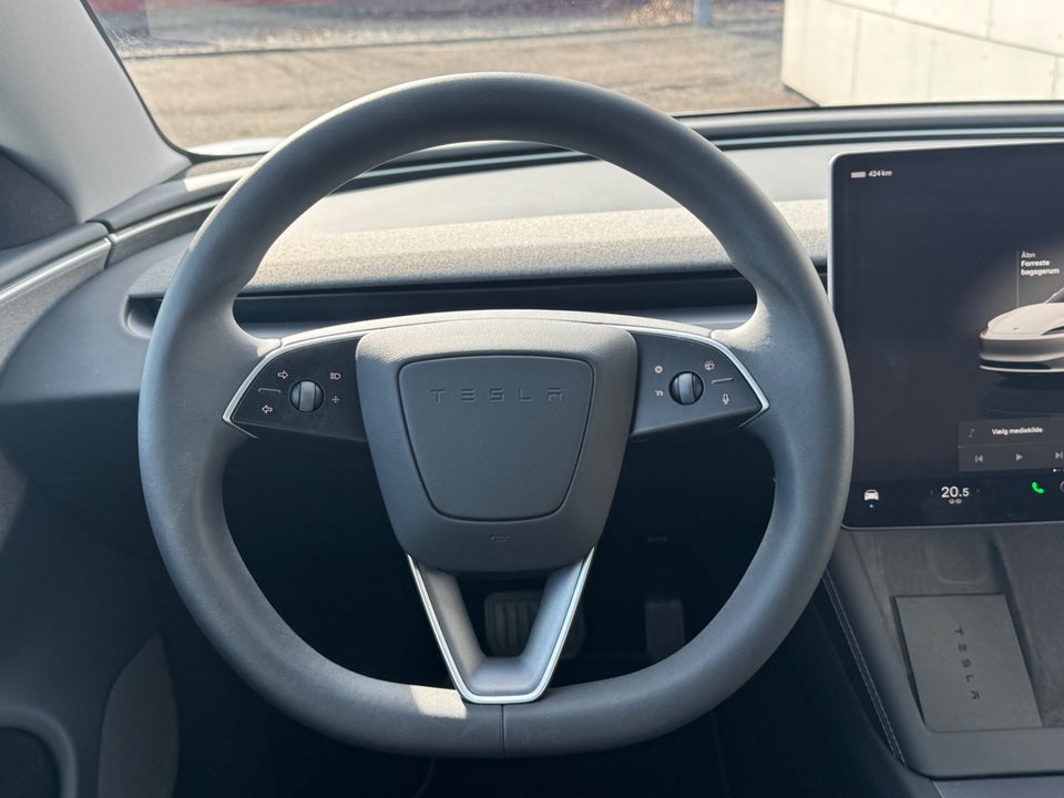 Tesla Model 3 RWD 4d