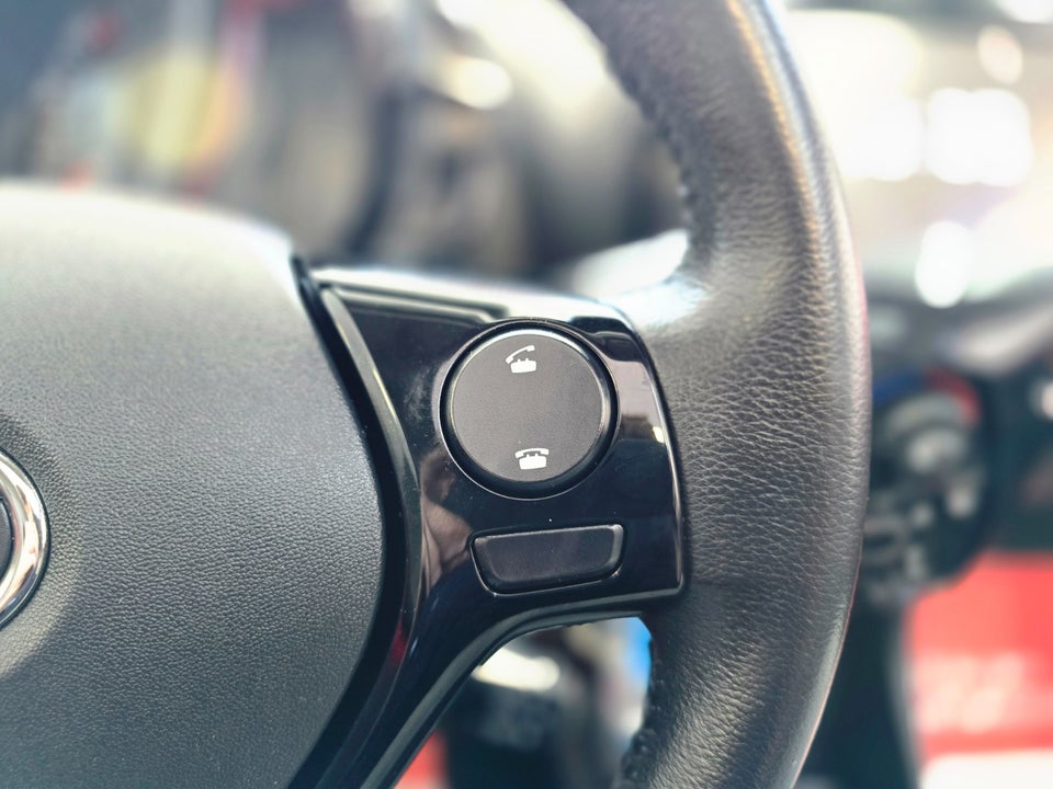 Toyota Aygo 1,0 VVT-i x-wave Sky 5d