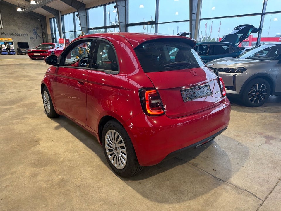 Fiat 500e 42  3d