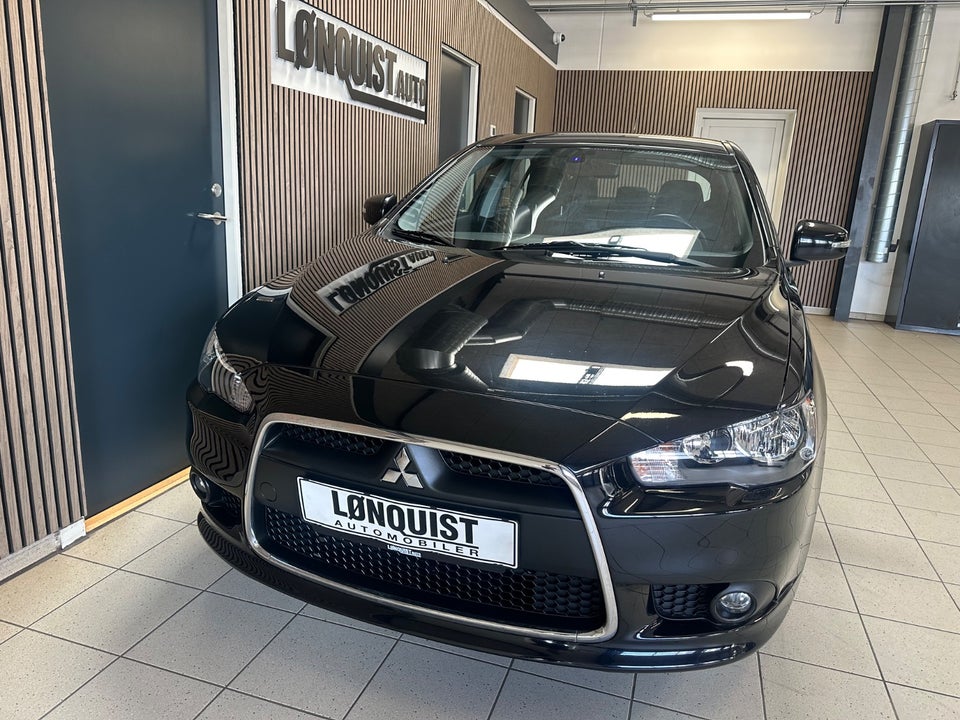Mitsubishi Lancer 1,6 Invite SportBack 5d