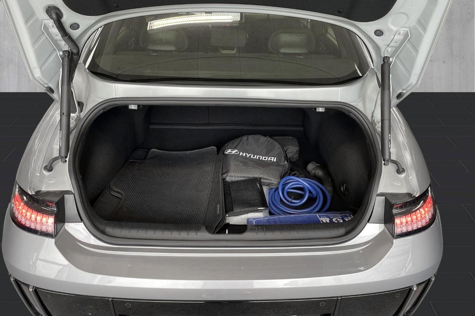 Hyundai Ioniq 6 53 Essential 4d