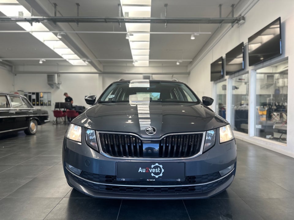 Skoda Octavia 1,6 TDi 115 Style Combi DSG 5d