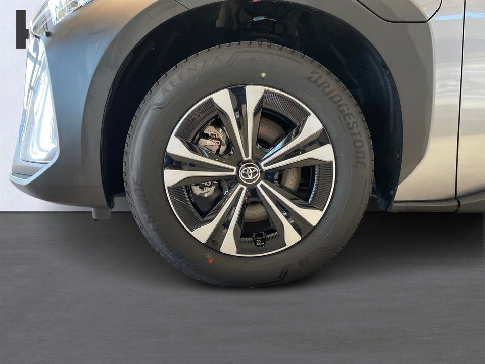 Toyota bZ4X Executive 5d