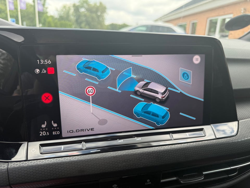 VW Golf VIII 1,4 GTE DSG 5d