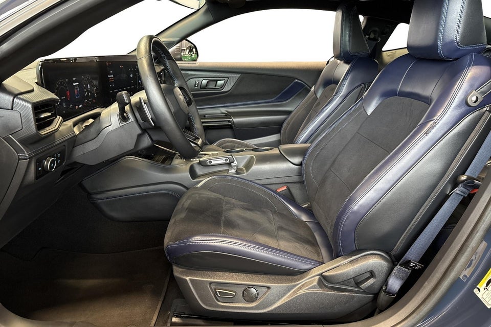 Ford Mustang 5,0 V8 Dark Horse Coupé aut. 2d