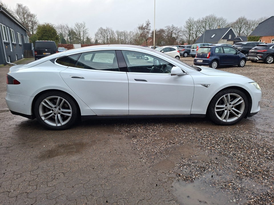 Tesla Model S 85D 5d