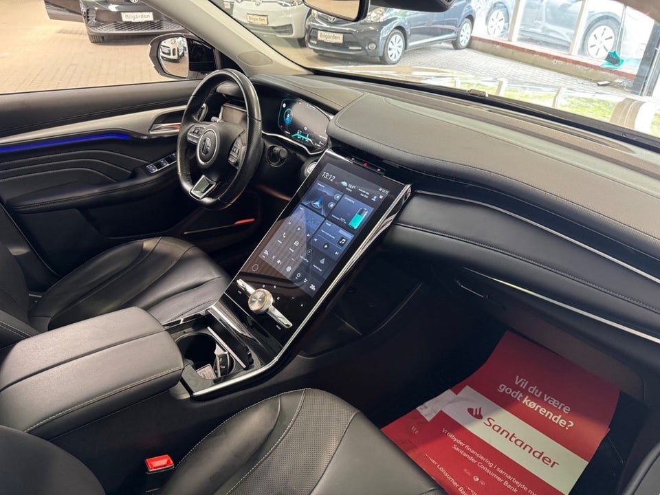 MG Marvel R Luxury 5d