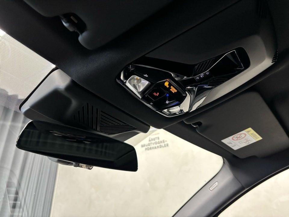 BMW iX2 xDrive30 M-Sport 5d