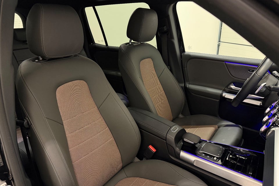 Mercedes EQB300 Electric Art 4Matic 5d