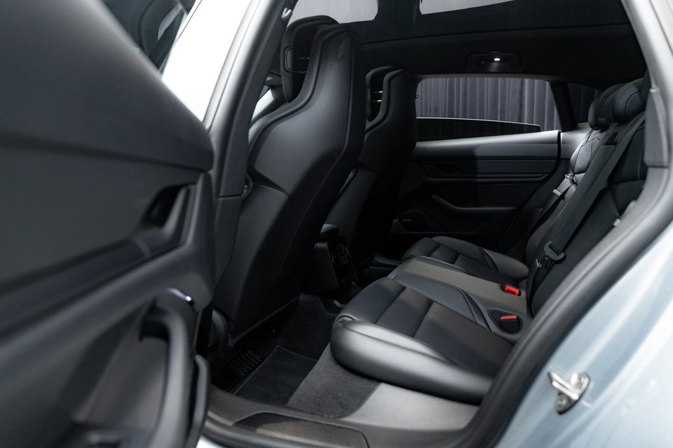 Porsche Taycan 4 Performance+ 75 Years Cross Turismo 5d