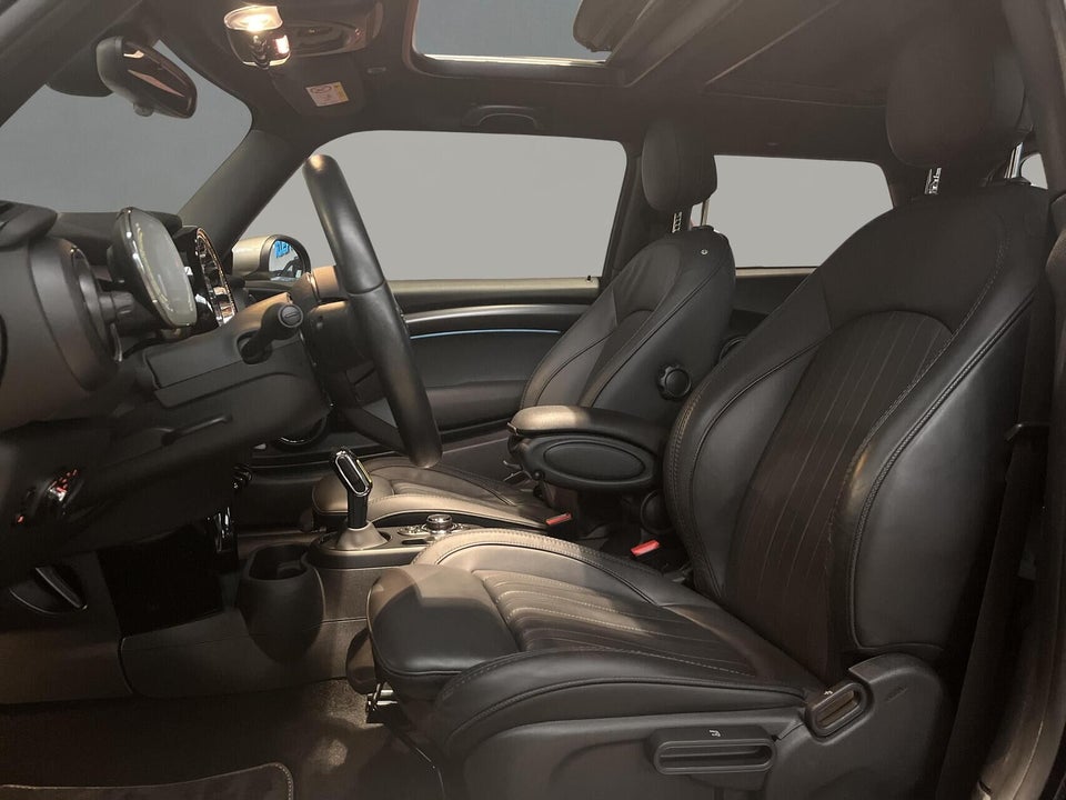 MINI Cooper SE Younique Trim 3d