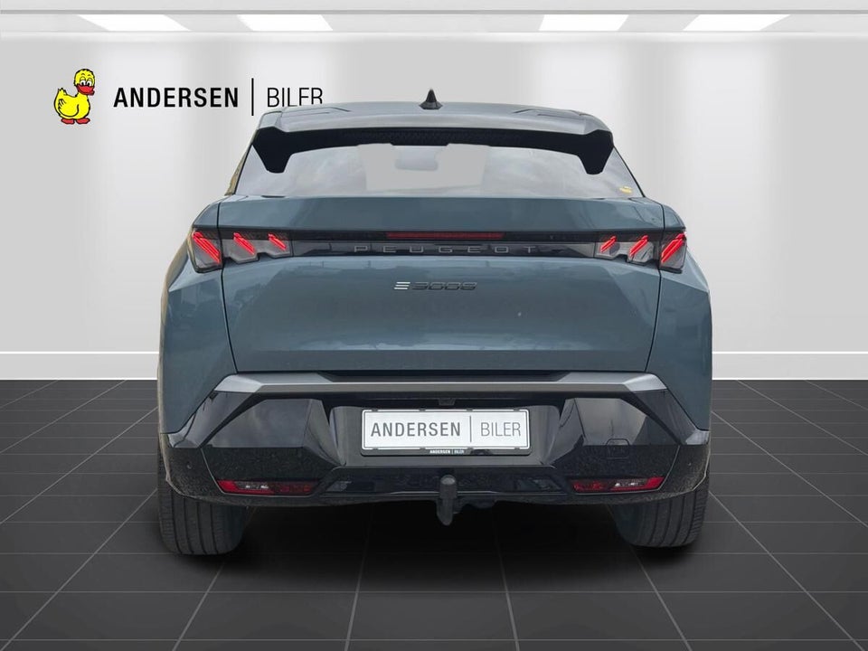 Peugeot e-3008 77 GT 5d