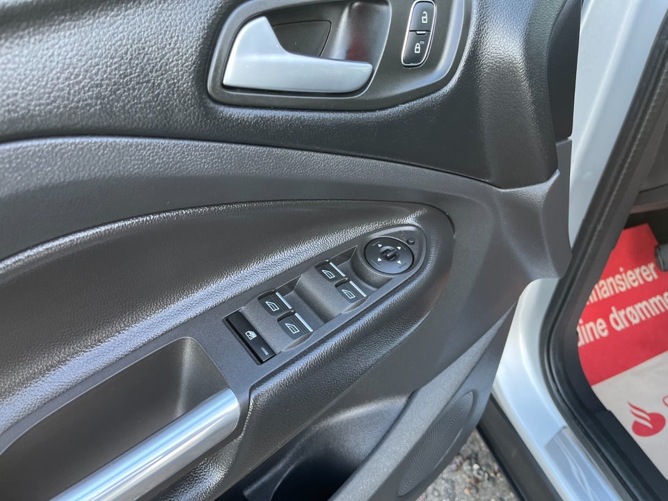 Ford Kuga 1,5 SCTi 176 Titanium aut. AWD 5d