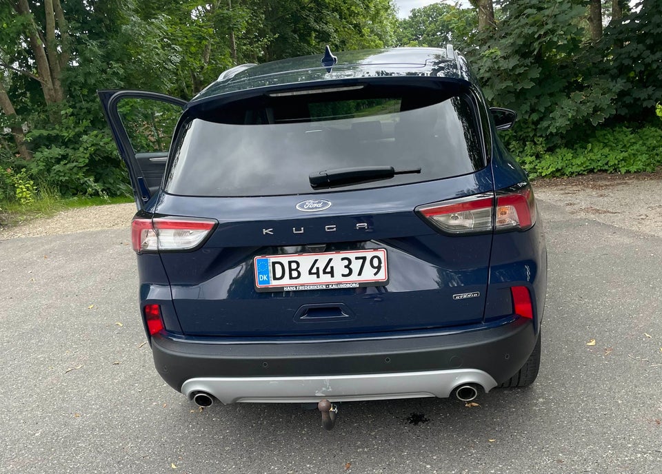 Ford Kuga 2,5 PHEV Titanium X CVT 5d