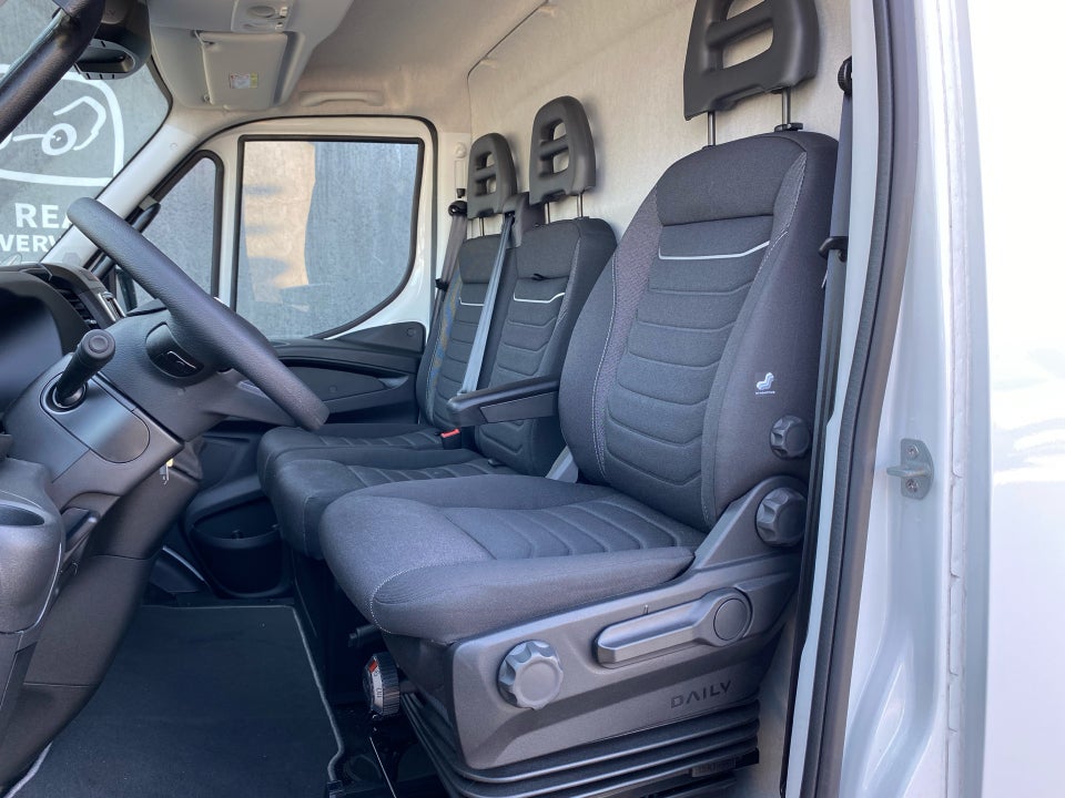 Iveco Daily 3,0 35C18 12m³ Van AG8