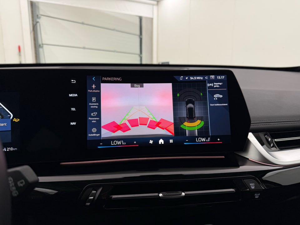 BMW iX1 xDrive30 X-Line 5d