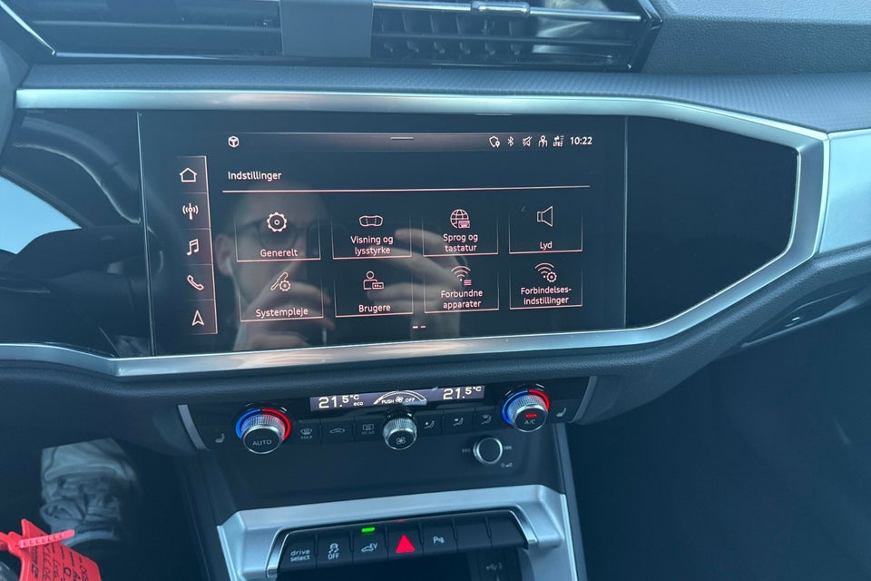 Audi Q3 45 TFSi e Attitude plus S-tr. 5d