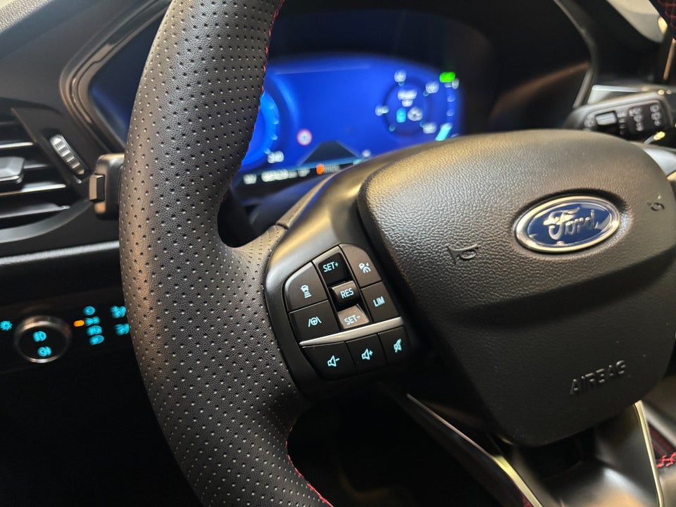 Ford Kuga 2,5 PHEV ST-Line X CVT 5d