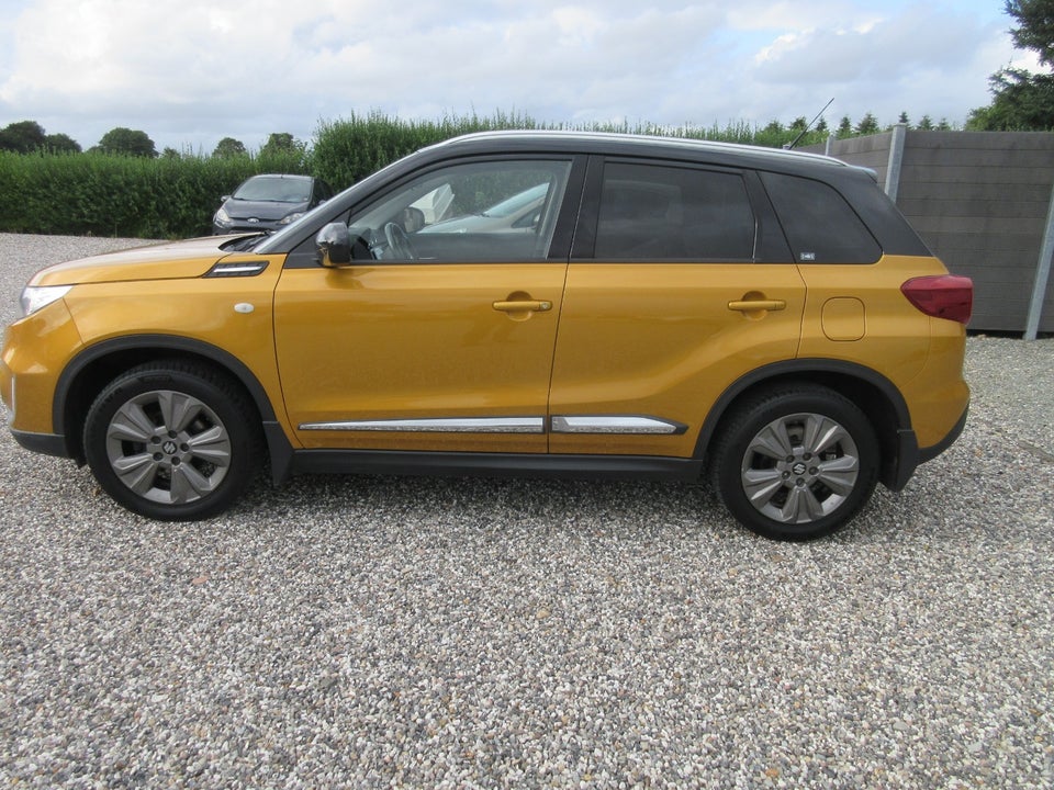 Suzuki Vitara 1,0 Boosterjet Active aut. 5d