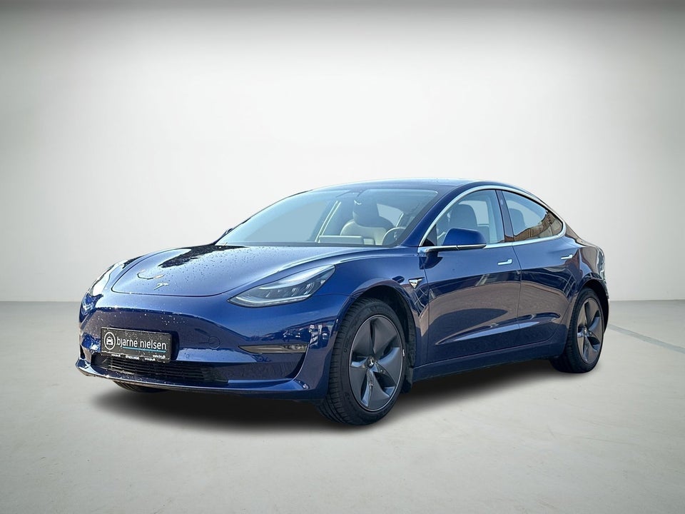 Tesla Model 3 Standard Range+ RWD 4d