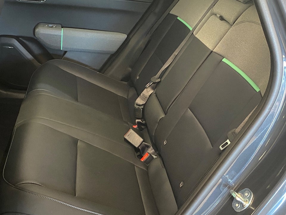 Kia EV4 81 Long Range Earth 5d