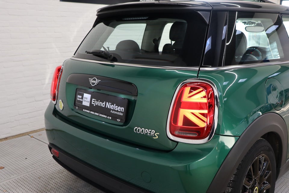MINI Cooper SE Camden Edition 3d