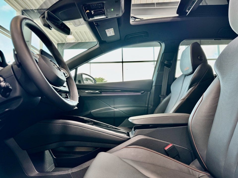 Skoda Enyaq 85x iV Laurin & Klement 5d