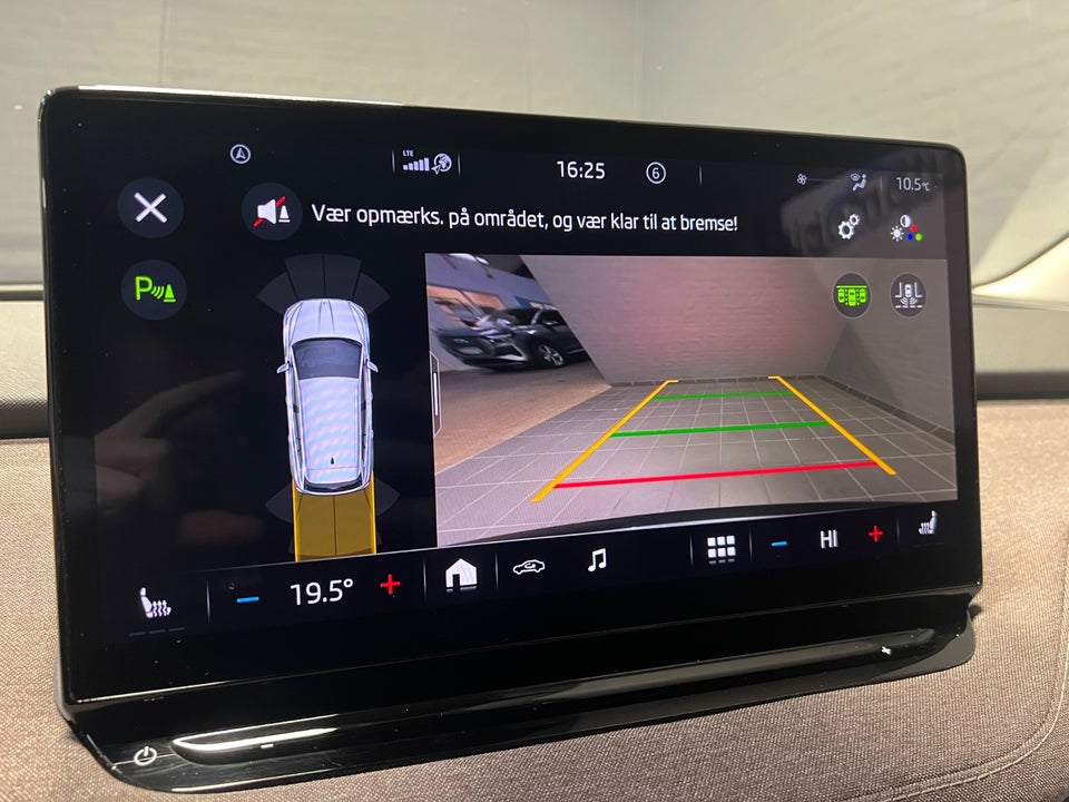 Skoda Enyaq 60 iV Lodge 5d