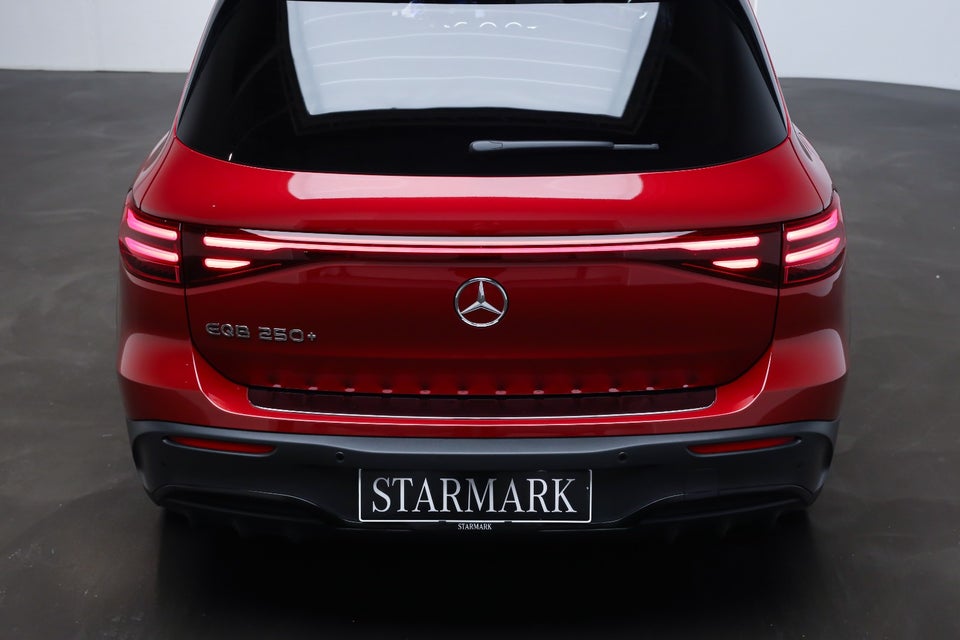 Mercedes EQB250+ AMG Premium 5d