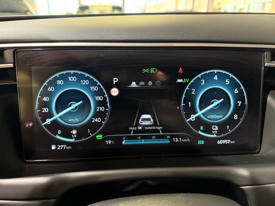 Hyundai Tucson 1,6 PHEV Essential aut. 4WD 5d