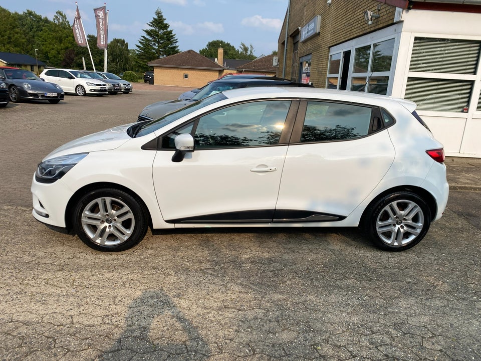 Renault Clio IV 1,5 dCi 90 Zen 5d