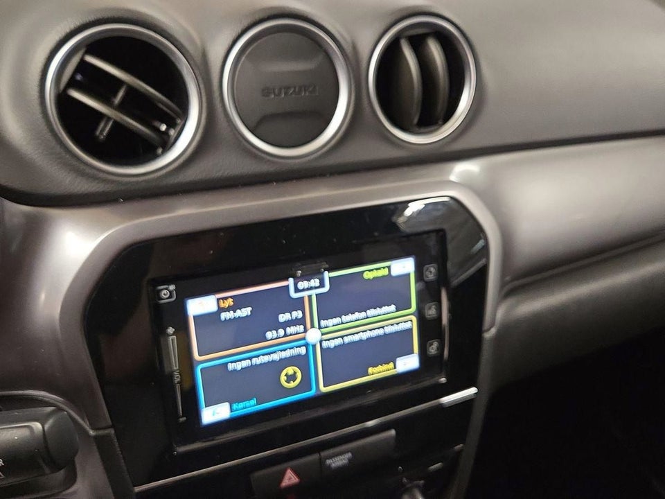 Suzuki Vitara 1,0 Boosterjet Active KUP aut. 5d