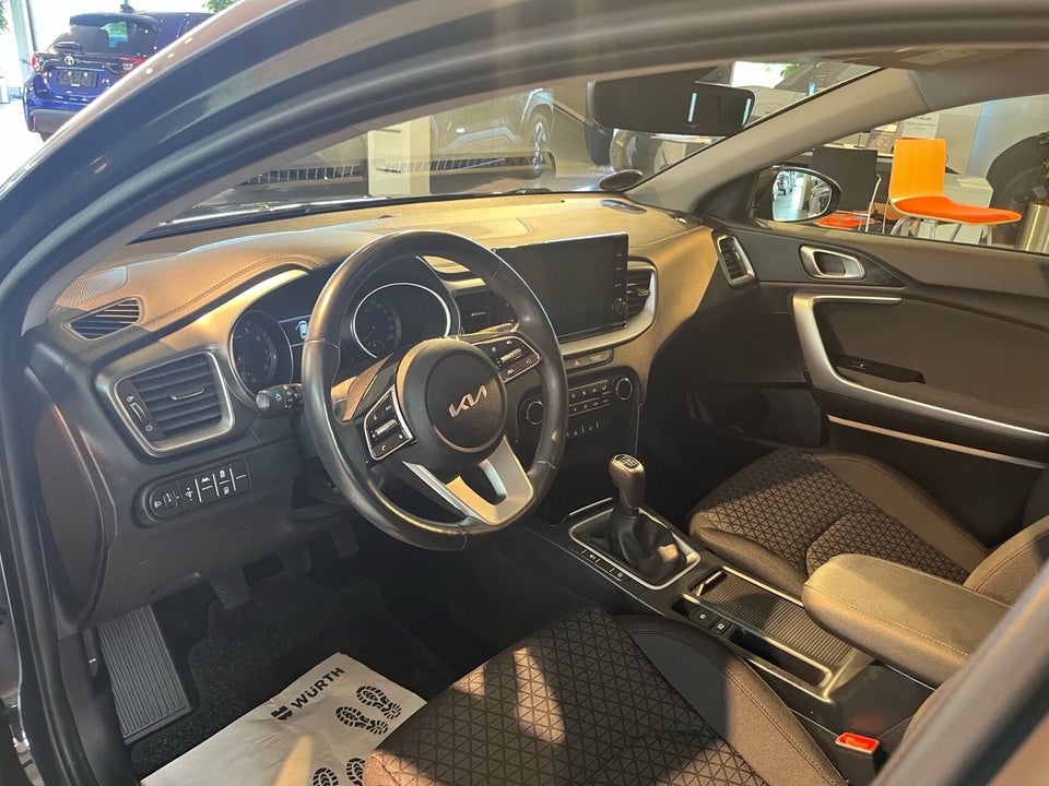 Kia Ceed 1,0 T-GDi Prestige SW 5d