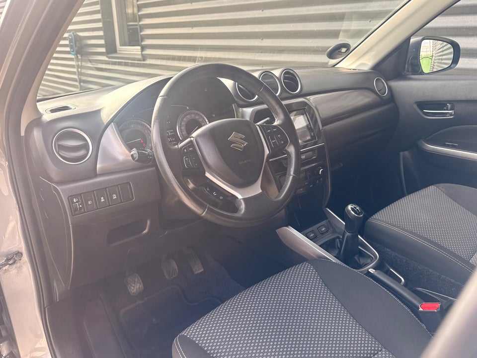 Suzuki Vitara 1,0 Boosterjet Active 5d