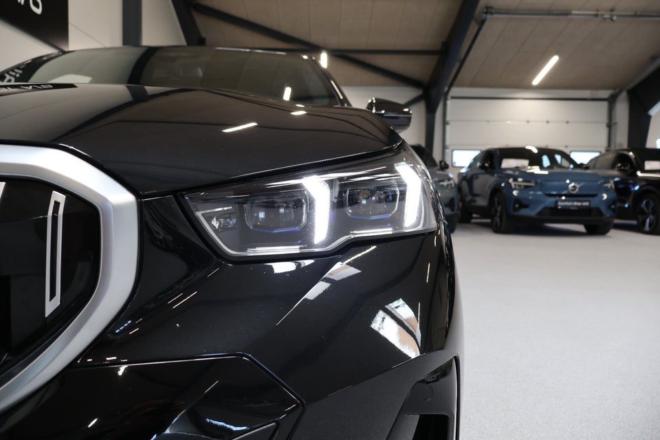 BMW i5 eDrive40 M-Sport 4d