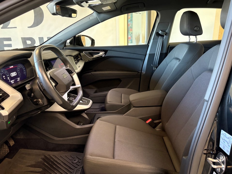 Audi Q4 e-tron 40  5d