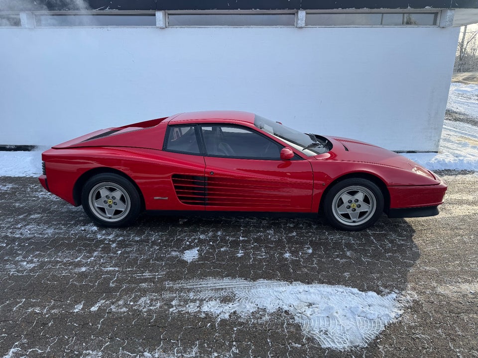Ferrari Testarossa 4,9  2d