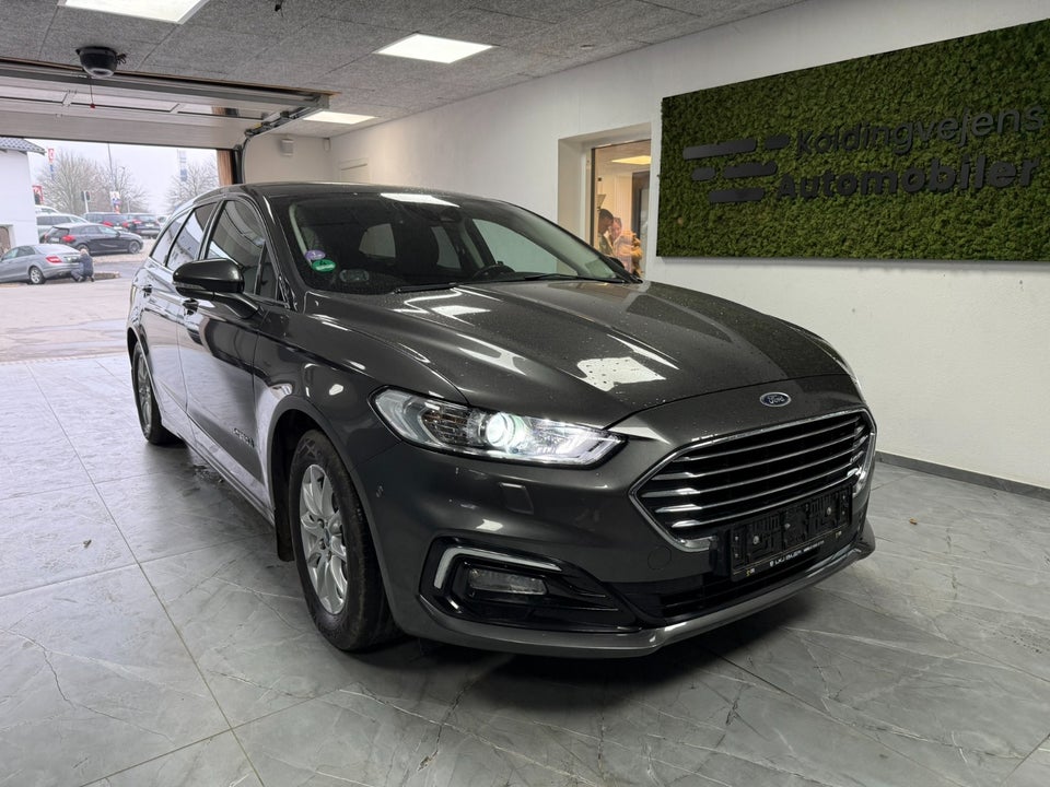 Ford Mondeo 2,0 HEV Titanium stc. CVT 5d