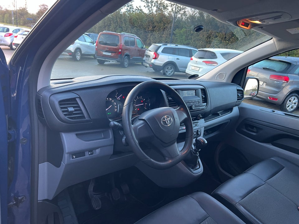 Toyota ProAce 2,0 D 120 Compact Base+ 5d