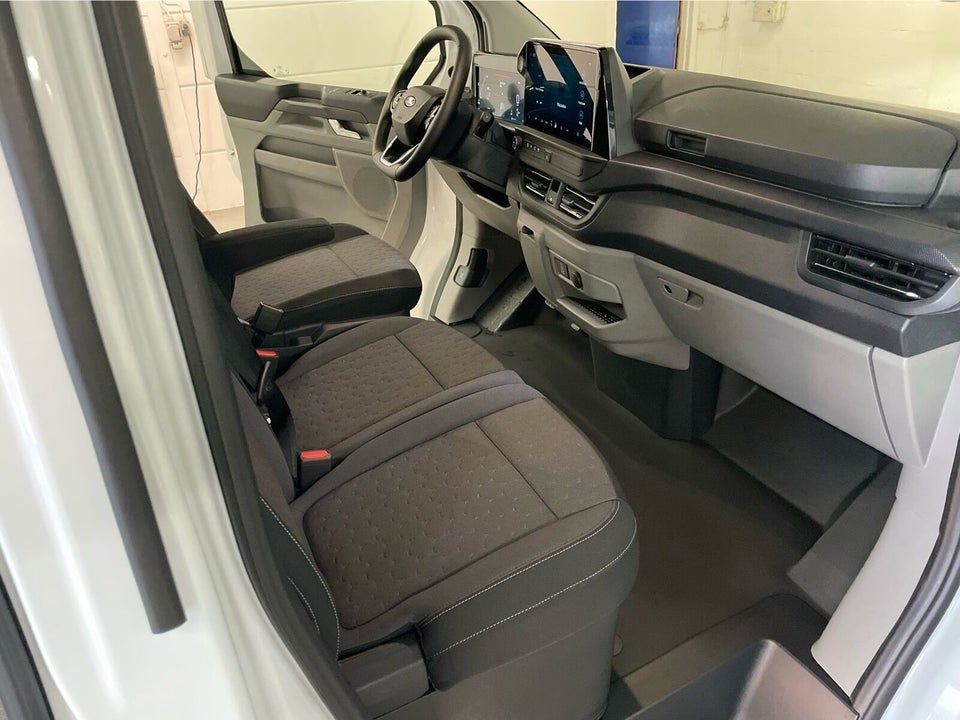 Ford E-Transit Custom 320S 64 Limited