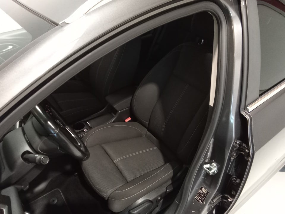 Opel Astra 1,4 T 140 Sport Sports Tourer 5d